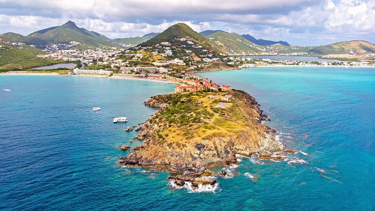 Saint Martin cityscape